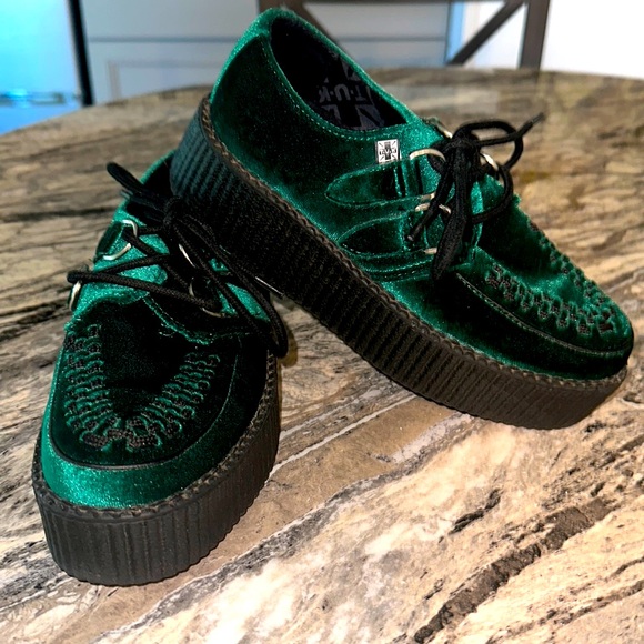 T.U.K. Green Velvet Mondo Creepers Women’s size 5/Men’s 3 - Picture 2 of 6